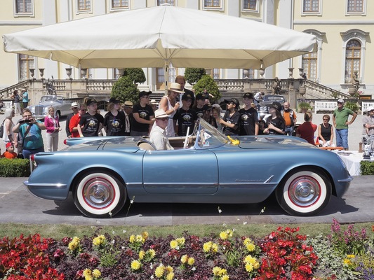 Chevrolet Corvette C1 (1954) - Gewinner des Children's Choice Award an der Retro Classics meets Barock Veranstaltung 2014