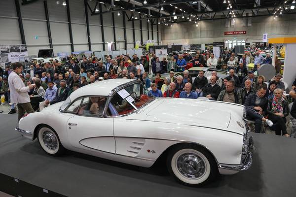 Chevrolet Corvette C1 (1960) - Lot 33 an der Swiss Classic World Versteigerung der Oldtimer Galerie am 1. Juni 2024