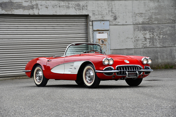 Bild: Chevrolet Corvette C1 (1960) - als Lot 43 angeboten an der Swiss Classic World Versteigerung der Oldtimer Galerie Toffen in Luzern am 3. Juni 2023