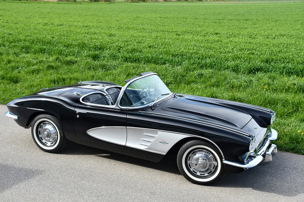 Chevrolet Corvette C1 (1961) - als Lot 21 angeboten an der Versteigerung der Oldtimer Galerie anlässlich der Swiss Classic World Luzern am 25. Mai 2019
