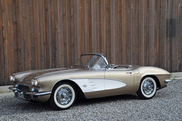 Chevrolet Corvette C1 (1961) - gemeldet als Lot 136 an der Versteigerung der Oldtimer Galerie in Gstaad am 29. Dezember 2018