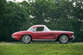 Chevrolet Corvette C1 FI Convertible (1962) - angeboten an der RM Versteigerung der Charlie Thomas Collection vom 20. Oktober 2012