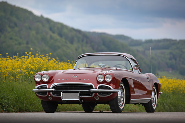 Chevrolet Corvette C1 Fuel Injection (1962) - as lot 124 at the auction of the Oldtimer Gallery in Gstaad on December 29, 2025