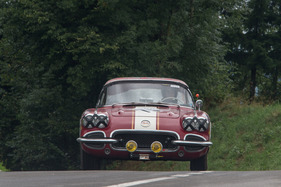 Chevrolet Corvette C1-R (1959) - im Feld 2 (GT-Fahrzeuge) an der Bergprüfung Altbüron 2015