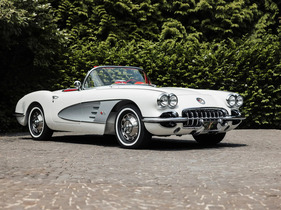 Chevrolet Corvette C1 Roadster with hardto (1960) - offered as lot 183 at the Bonhams Zoute auction on October 8, 2023