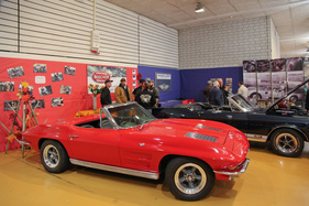 Chevrolet Corvette C2 (1964) - als Cabriolet - Oldtimermesse St. Gallen 2018