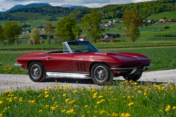 Chevrolet Corvette C2 427 Sting Ray Convertible (1966) - als 51 an der Swiss Classic World Versteigerung 2026 der Oldtimer Galerie