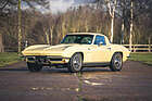 Chevrolet Corvette (C2) Stingray (1965) - als Lot 432 an der Silverstone Auctions Race Retro Versteigerung 2021