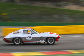 Chevrolet Corvette C3 (1965) an der Spa Classic 2015 in der Gruppe der Sixties' Endurance