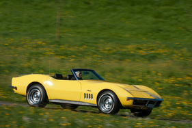 Chevrolet Corvette C3 (1969) - die Formgebung geht auf den Prototypen Mako Shark II von 1965 zurück