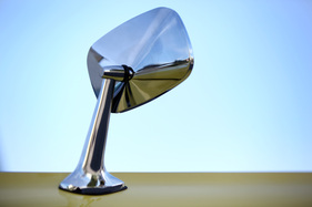 Chevrolet Corvette C3 (1969) - hübsch geformter Rückspiegel