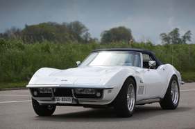 Chevrolet Corvette C3 (1969) - in Weiss - Fantastic Plastic 2019