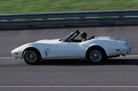 Chevrolet Corvette C3 (1974) - mit der C3 wurde vorübergehend der Leistungshöhepunkt überschritten