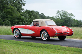 Chevrolet Corvette Convertible (1957) - angeboten an der RM Versteigerung der Charlie Thomas Collection vom 20. Oktober 2012
