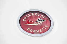Chevrolet Corvette Convertible (1961) - angeboten an der RM Versteigerung der Charlie Thomas Collection vom 20. Oktober 2012