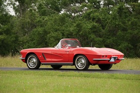 Chevrolet Corvette Convertible (1962) - angeboten an der RM Versteigerung der Charlie Thomas Collection vom 20. Oktober 2012