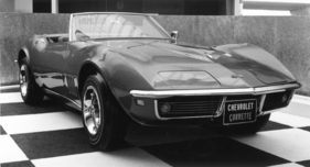 Chevrolet Corvette Convertible (1967) - Klappscheinwerfer erlaubten eine tiefe Front
