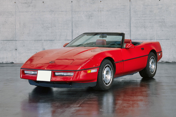 Bild: Chevrolet Corvette Convertible (1986) - als Lot 31 angeboten an der Dorotheum Versteigerung anlässlich der Classic Expo Salzburg 2021