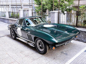 Chevrolet Corvette Coupé (1965) - als Lot 129 an der Bonhams Goodwood Revival Versteigerung 2025