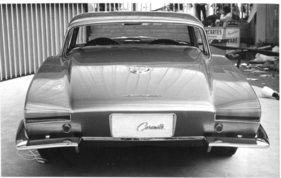 Chevrolet Corvette 'Rondine" (1963) - Einzelanfertigung von Pininfarina, nach einem Design von Tom Tjaarda, gezeigt am Pariser Salon im Oktober 1963