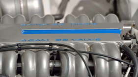 Chevrolet Corvette SRIII Number 0001 (1990) - Der verbaute DOHC LT5-Motor