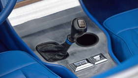 Chevrolet Corvette SRIII Number 0001 (1990) - Sogar die Schalter an der Mittelkonsole sind dem Original nachempfunden