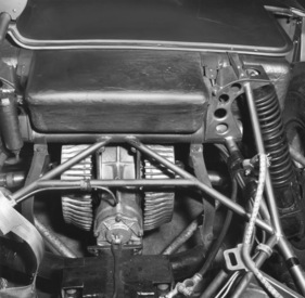 Chevrolet Corvette SS (1957) - Differential, Bremsen innenliegend, Kunststofftank