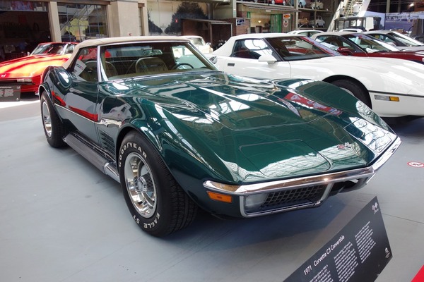 Chevrolet Corvette Singray Convertible (1971) – Sonderausstellung "Chevrolet Corvette – A Legend Turns 70" in der Autoworld Brüssel