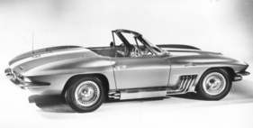 Chevrolet Corvette Sting Ray (1963) – das an der New York Autoshow 1963 gezeigte Showcar auf Stingray-Basis, gebaut im General Motors Design Center für Harley Earl