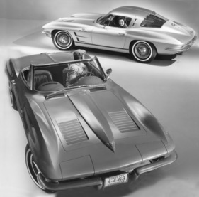 Chevrolet Corvette Sting Ray (1963) - friedlich vereint - Coupé und Convertible des Jahrgangs 1963 (1963)
