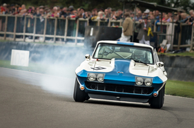 Chevrolet Corvette Sting Ray (1965) - Royal Automobile Club TT Cup - Goodwood Revival 2021