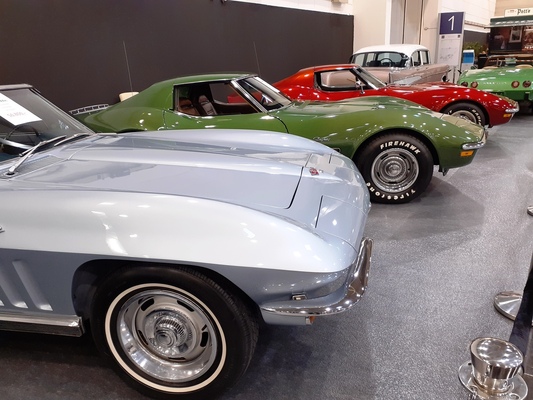 Chevrolet Corvette Sting Ray (1965) – Zwei Generationen Stachelrochen – Essen Motor Show 2021