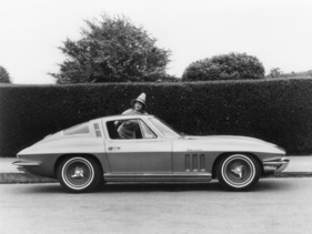 Chevrolet Corvette Sting Ray (1965) - das im September 1964 präsentierte 65-er-Modell erhielt Scheibenbremsen