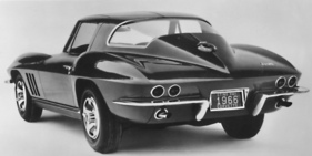 Chevrolet Corvette Sting Ray (1966) - die Heckansicht des 66-er-Sport-Coupés
