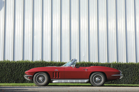 Ist das Coupé wirklich schöner? Rund zwei Drittel aller Corvette-Käufer entschieden sich 1966 für das Convertible.