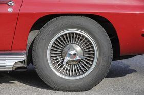 Nur vier Prozent aller Corvette-Käufer bestellten 1966 die Kelsey-Hayes-Leichtmetallräder für 316 Dollar.