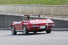 Chevrolet Corvette Sting Ray Convertible (1964) – Aus den beiden Endrohren entweicht ein eher dezenter Ton