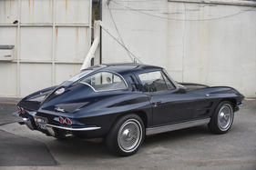 Chevrolet Corvette Sting Ray Fstback Coupé (1963) - als Lot 336 an der Bonhams Versteigerung in London Olympia am 7. Dezember 2016