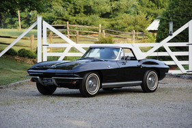 Chevrolet Corvette Sting Ray 'Fuel-Injected' Convertible () - angeboten als Lot 138 an der RM/Sotheby's Open Road North America Versteigerung vom 23. bis 30. Juli 2020
