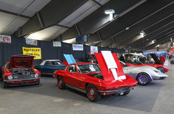Chevrolet Corvette Sting Ray Sport Coupe (1967) - Schweizer Erstauslieferung, bei Neufeld's Special Cars für CHF 129'900 im Angebot - Swiss Classic World Luzern 2024