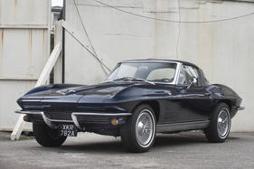 Chevrolet Corvette Sting Ray «split window» Coupé (1963) - als Lot 408 an der Bonhams Versteigerung "Les grandes marques du monde au Grand Palais" in Paris 2017