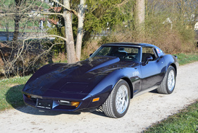 Chevrolet Corvette Stingray (1976) - angeboten an der Versteigerung der Oldtimer Galerie in Toffen am 29. April 2017 (1976)
