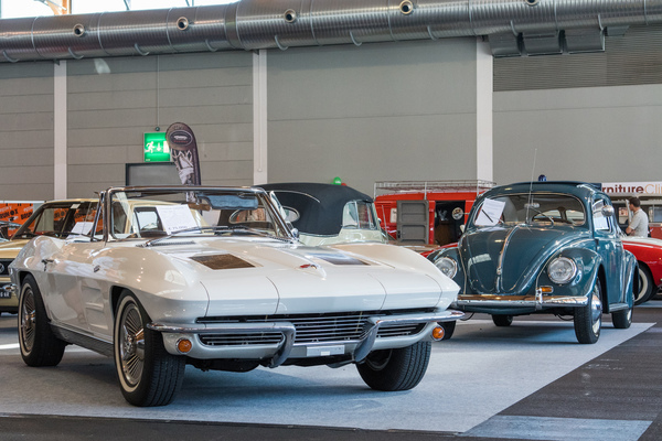 Chevrolet Corvette Stingray C2 - angeboten für EUR 75'000 - Motorworld Classics Bodensee 2018