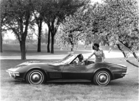 Chevrolet Corvette Stingray Convertible (1970) - 70-er-Modell mit neuem Kühlergrill und seitlichen Öffnungen (1970)