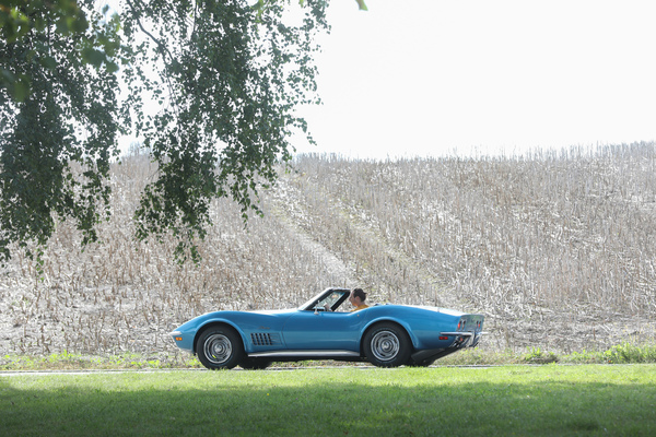 Bild Chevrolet Corvette Stingray Convertible (1971) - bei der Ankunft auf Nebenstrassen - 6. Lägern Classic 2023