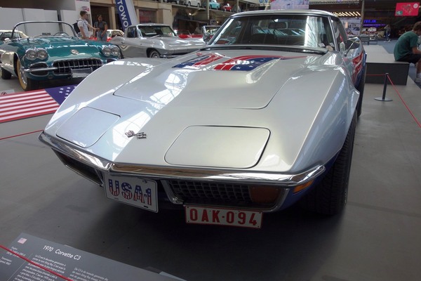 Chevrolet Corvette Stingray Coupe (1970) – Sonderausstellung "Chevrolet Corvette – A Legend Turns 70" in der Autoworld Brüssel
