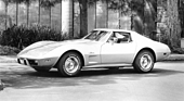 Chevrolet Corvette Stingray Coupé (1975) - ab Mitte der Siebzigerjahre ohne Chrom-Stossstangen