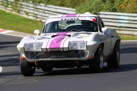 Chevrolet Corvette Stringray C2 (1965) - am 22. AvD Historic Marathon 2012