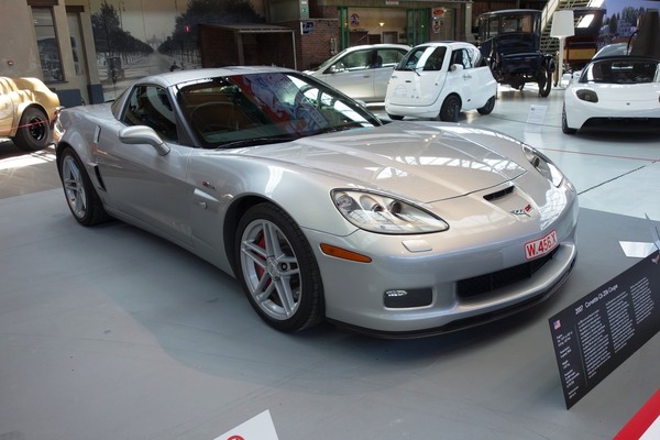 Chevrolet Corvette Z06 (2007) – Sonderausstellung "Chevrolet Corvette – A Legend Turns 70" in der Autoworld Brüssel