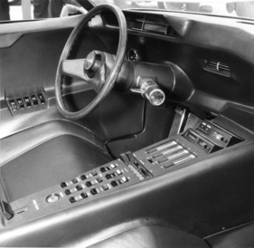 Chevrolet Mako Shark II (1965) - Blick in das Interieur des Show Cars - gesehen am Pariser Salon 1965